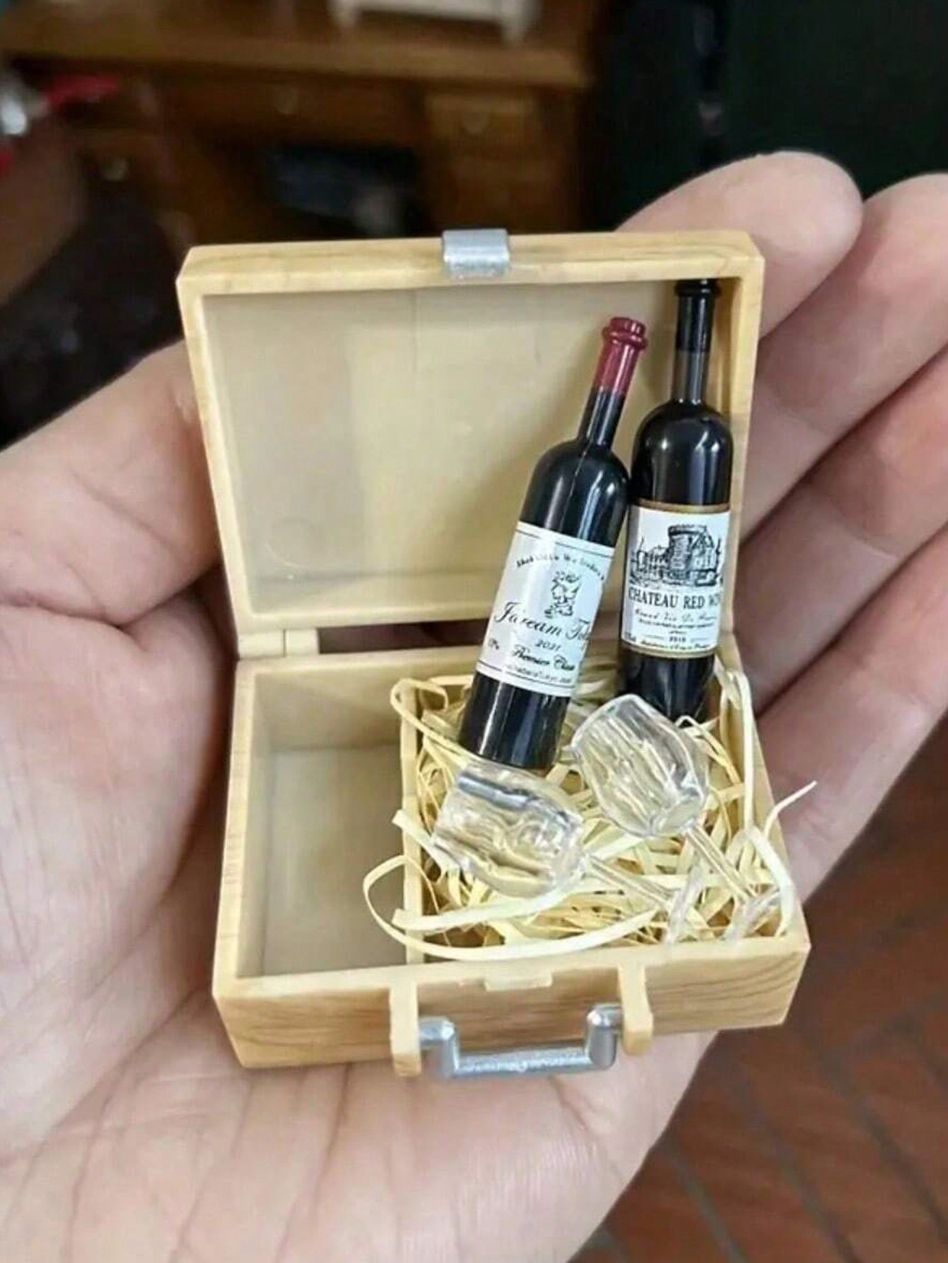 Poppenhuis Mini Wijn Champagne - Diy Electronics Housing recensie en prijs